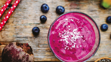 Smoothie myrtilles, betterave et banane