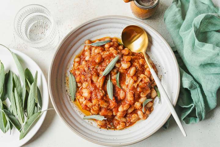 Haricots braisés à la toscane
