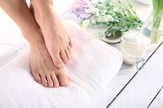 Prendre soin de ses pieds - Remèdes naturels pour les petits problèmes